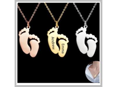 Personalised feet necklace 10% off