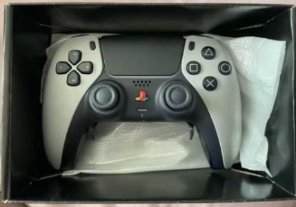 Custom Retro Dualsense with 2 paddles (SCUF alternative) from PS Mods