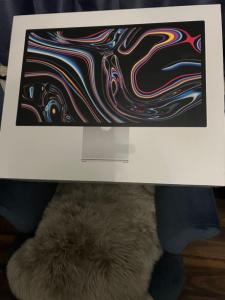 Apple Studio Display 27 inch 5k LCD Monitor