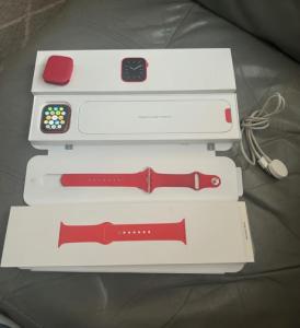 Apple Watch Series 6 - 44mm - Red Edition