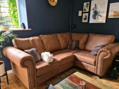 100% original Oakland leather sofa for sale