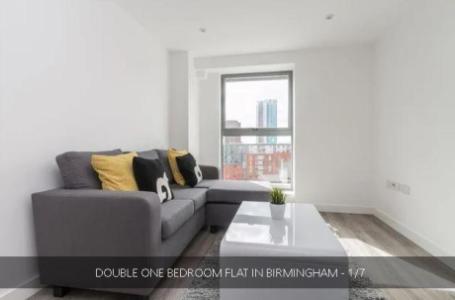 DOUBLE ONE BEDROOM FLAT IN BIRMINGHAM