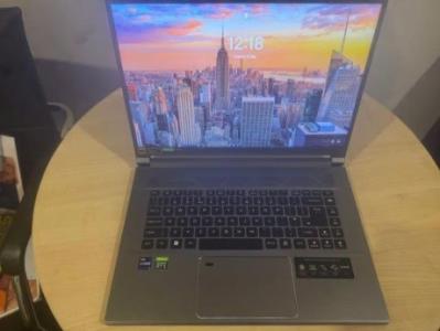 Acer Predator Triton 500 SE PT516-52s-99EL