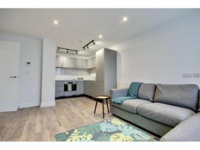 1 bedroom flat available for rent