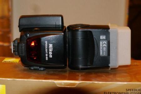 Nikon Speedlight SB-800 flashgun
