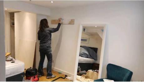 Odd jobs person / handywoman / female handyman