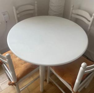 Lovely wooden shabby chic table and chairs