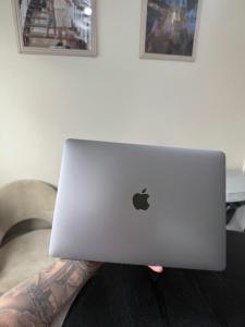 MacBook Air 2020 M1