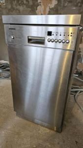 Siemens Dishwasher slimline stainless steel