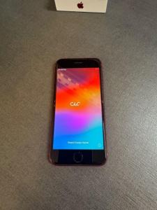 iPhone SE 3rd generation - immaculate