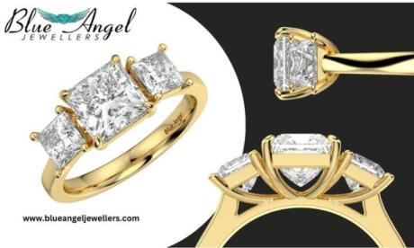 Luxurious 3 Stone Engagement Rings in London UK FOR SALE
