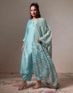 Buy Saundh Designer Fashion Online at Mirraw Luxe - Best Deals!