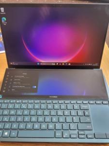 ASUS ZenBook Duo 14 UX482EAR