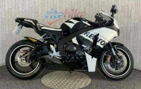 HONDA CBR1000RR FIREBLADE ABS LOW MILEAGE 12 MONTH MOT