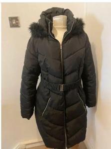 Belted puffer long black jacket with fur trim