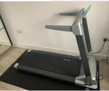 Foldable running machine almost new in great condition £400