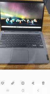 LENOVA TOUCHSCREEN CHROMEBOOK
