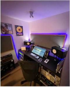 Music Producer Mixing Engineer with Top Notch Recording Studio in London - 50% OFF DEALS