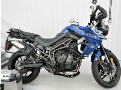 Triumph Tiger 800 XRX, 5814 miles only excellent with aluminium panniers