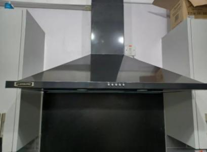 Leisure 90cm Extractor Hood, as good as new.