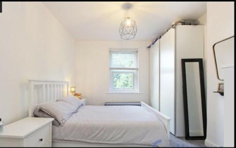 Excellent 1 bed Split Level Garden Flat with an Allocated Parking Space. OIEO £335,000