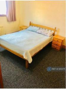 1 bedroom in Warwick Road, Thornton Heath , CR7 (#)